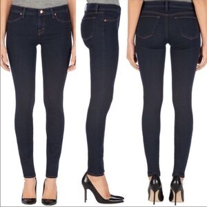 🌴J Brand Dark Wash Skinny Jeans Size 26